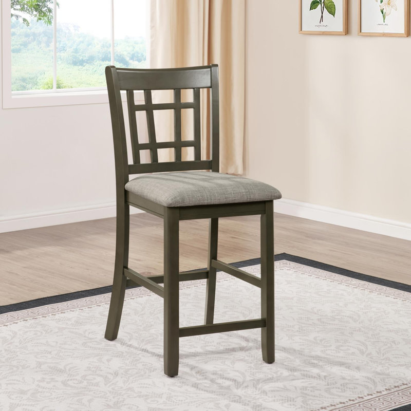 4 - Person Extendable Dining Set, Grey
