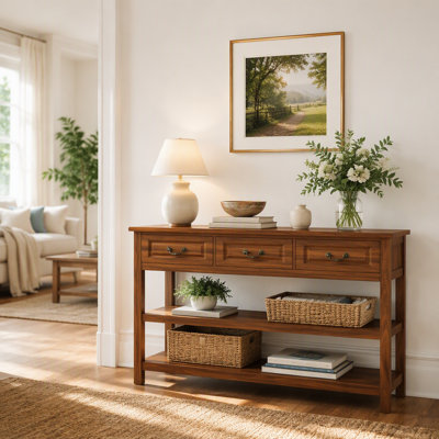 Console de 63 pouces en bois avec 3 tiroirs, façades de tiroirs encastrées en panneau de fibres à densité moyenne moulées avec poignées en métal antique rétro, 2 tablettes de rangement ouvertes, pieds épais, entrée de table de canapé rustique