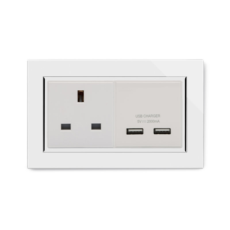 Crystal CT 13A 1G UK Socket & 2.1A Dual USB White, White