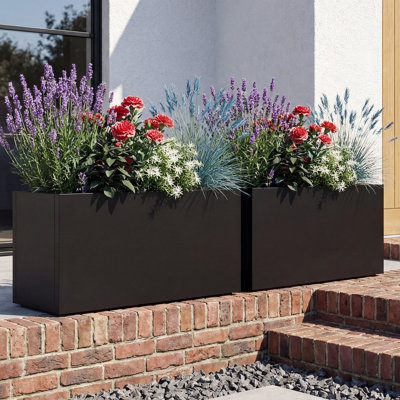 Elio 24 in. W x 10 in. H Metal Planters