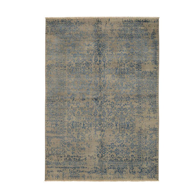 Hand Woven Wool Oriental Area Rug
