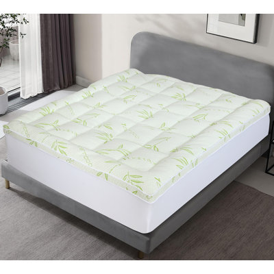 Queen Mattress Topper Pillow Top 2 inch – Bamboo Mattress Pad Cover for Back Pain Relief, Extra Thick Plush & Naturally Cooling, Elastic Extra Deep Pocket Fitted, Green 550 GSM
