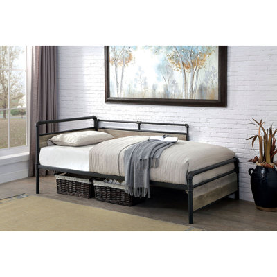 Jackeline Daybed
