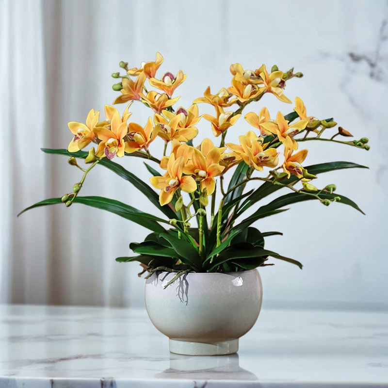 Décoration de fleurs simulées en pot, Jaune
