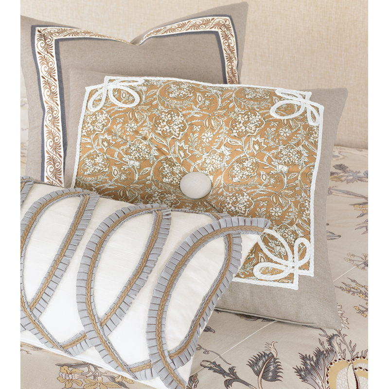 Edith Square Pillow Cover & Insert