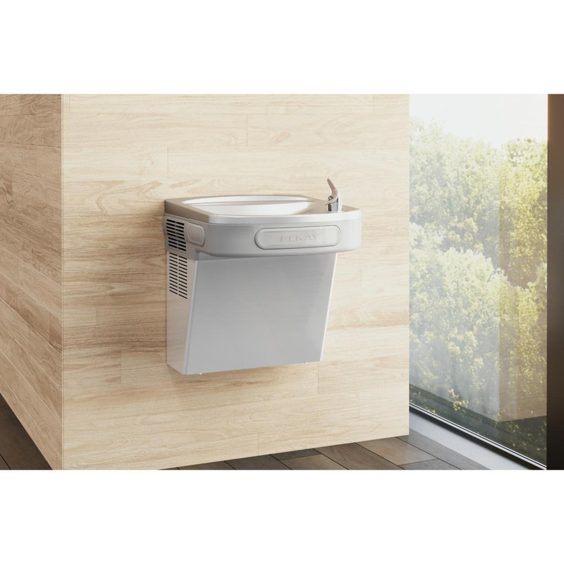 Stainless Steel Wall Mounted ADA Drinking Fountain