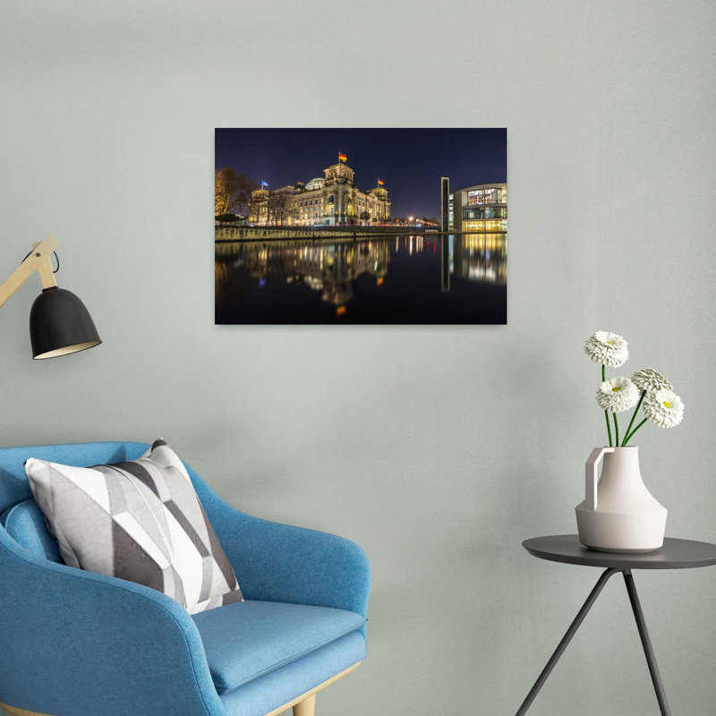 Reichstag Reflections At Night, Modern Abstract Architecture City, impression d'art mural, H 16 po x l 24 po