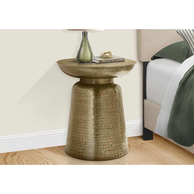 Élégante table d'appoint en métal doré - Accessoire de salon côté moderne pour l'intérieur de la maison