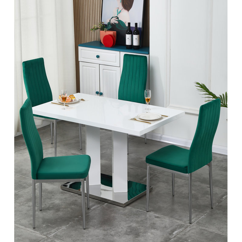 Brittlynn 4 - Person Dining Set, Green