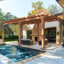 Pergola en bois massif