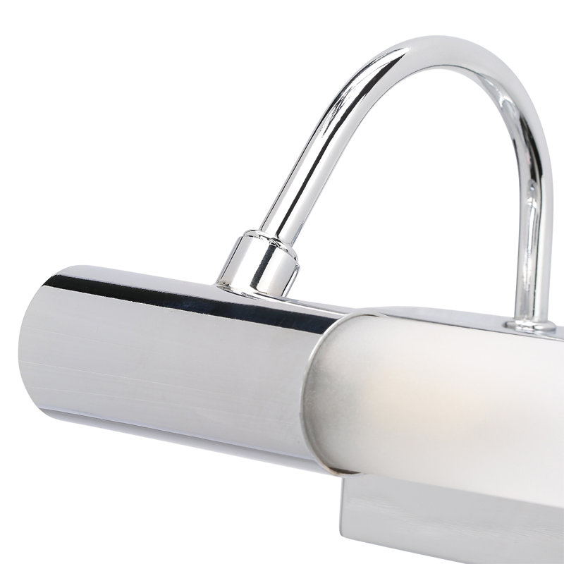 Dritto Armed Sconce