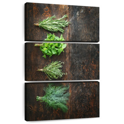 Harnek Bundled Garden Herbs