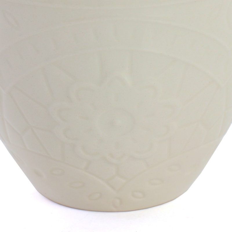 4 Piece 16 Ounce Floral Pattern Stoneware Mug in White