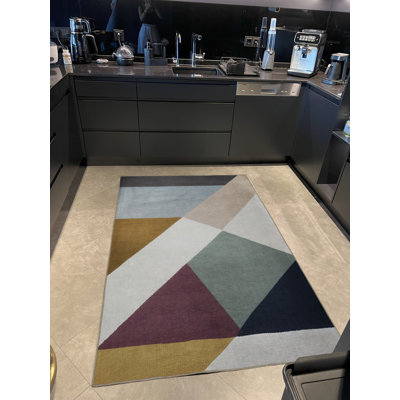 Multi-Coloured Geometric Triangle Shape Patterned Creative Modern Decorative Rug