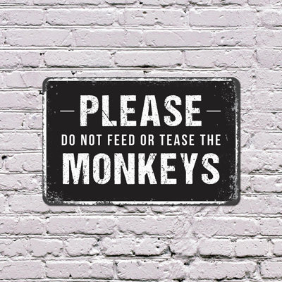 Funny Warning Do Not Feed Monkeys 11 Inch x 17 Inch Plastic Sign Keep Hands Bananas To Yourself Durable Weatherproof Perfect for Zoos Backyards Man Caves Fun Gag Gift for Pranksters Animal Lovers