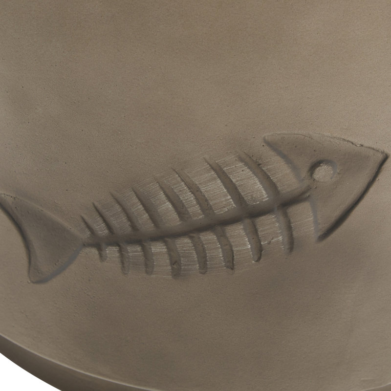 Table d'appoint 16 po en forme de poisson - gris sans assemblage, largeur sur le thème de l'oxyde de magnésium et profondeur fonctionnelle