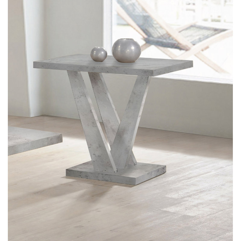 Ensemble de 3 tables basses et 2 tables de bout rectangulaires de style contemporain