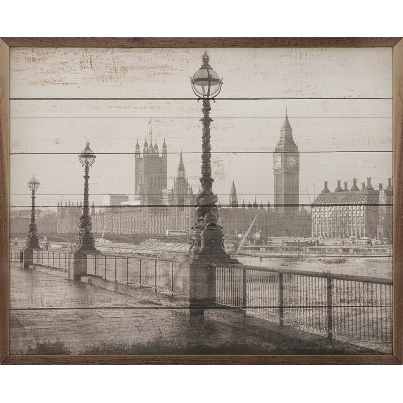 Central London, 32" H x 40" W