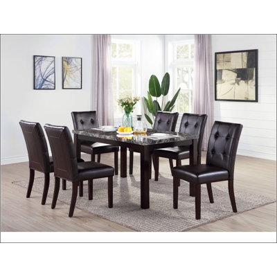 Élégantes chaises de salle à manger rembourrées avec capitonnage à boutons, ensemble de 2, parfaites pour le confort et le style de toute salle à manger