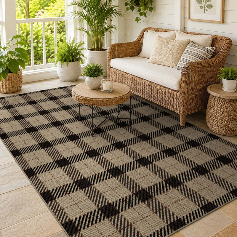 Tapis lavable aspect jute à carreaux noirs et beiges de 152 x 213 cm