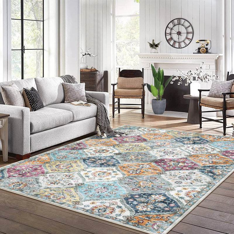 Seyran Area Rug with Non-Slip Backing, Rectangle 5' x 7'