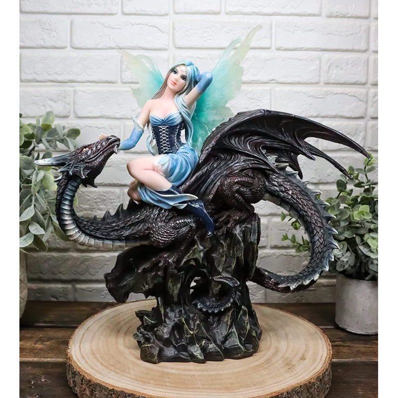 Figurine Nikhil Ice