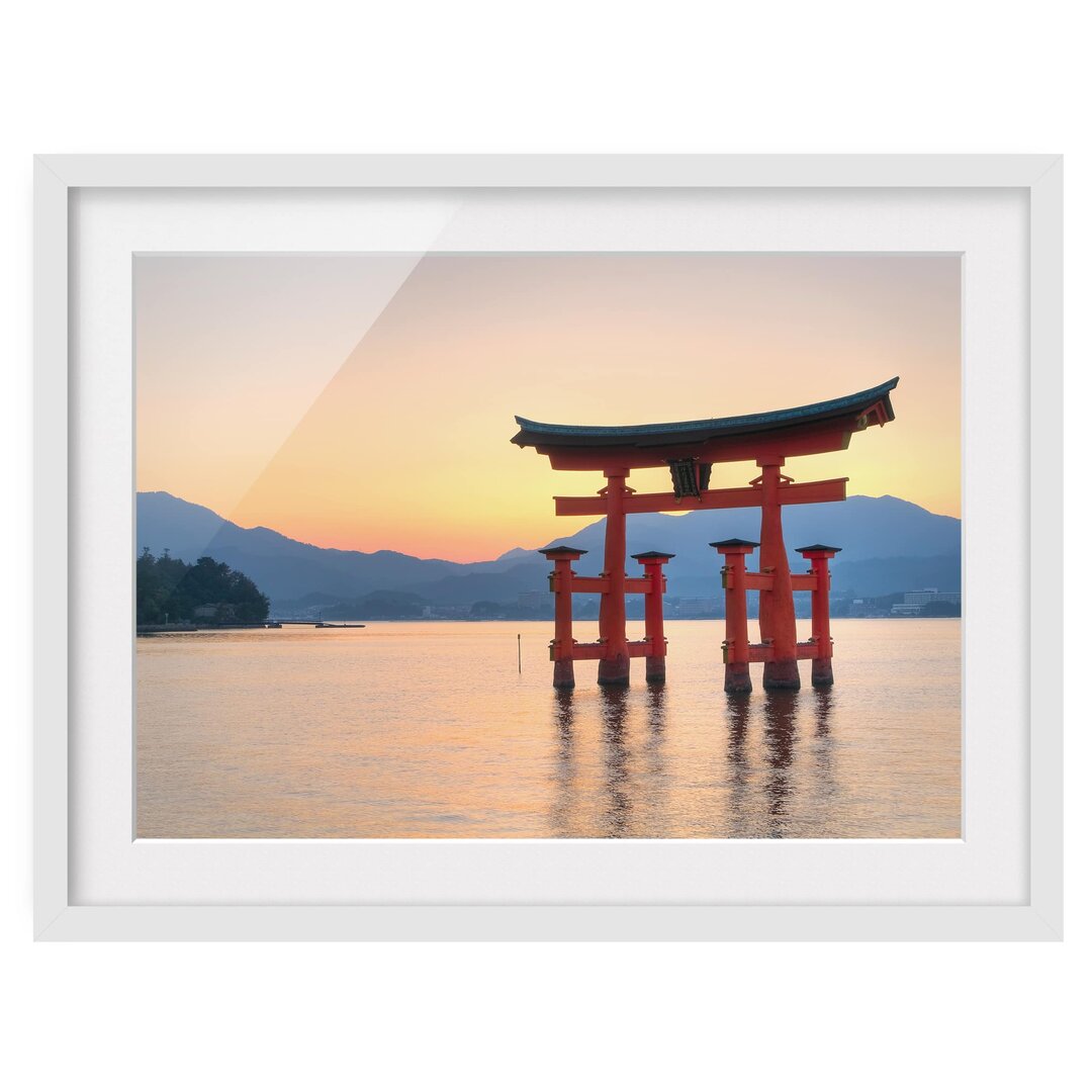 Gerahmtes Poster Itsukushima Schwimmendes Torii-Tor