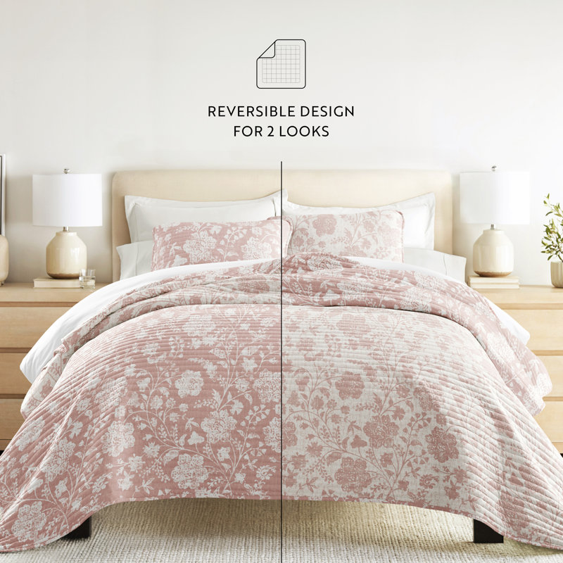 Quilt Set- Lightweight - All Season Quilted Coverlet - Textured Floral, Rose, King/Cal-King Quilt + 2 King Shams
