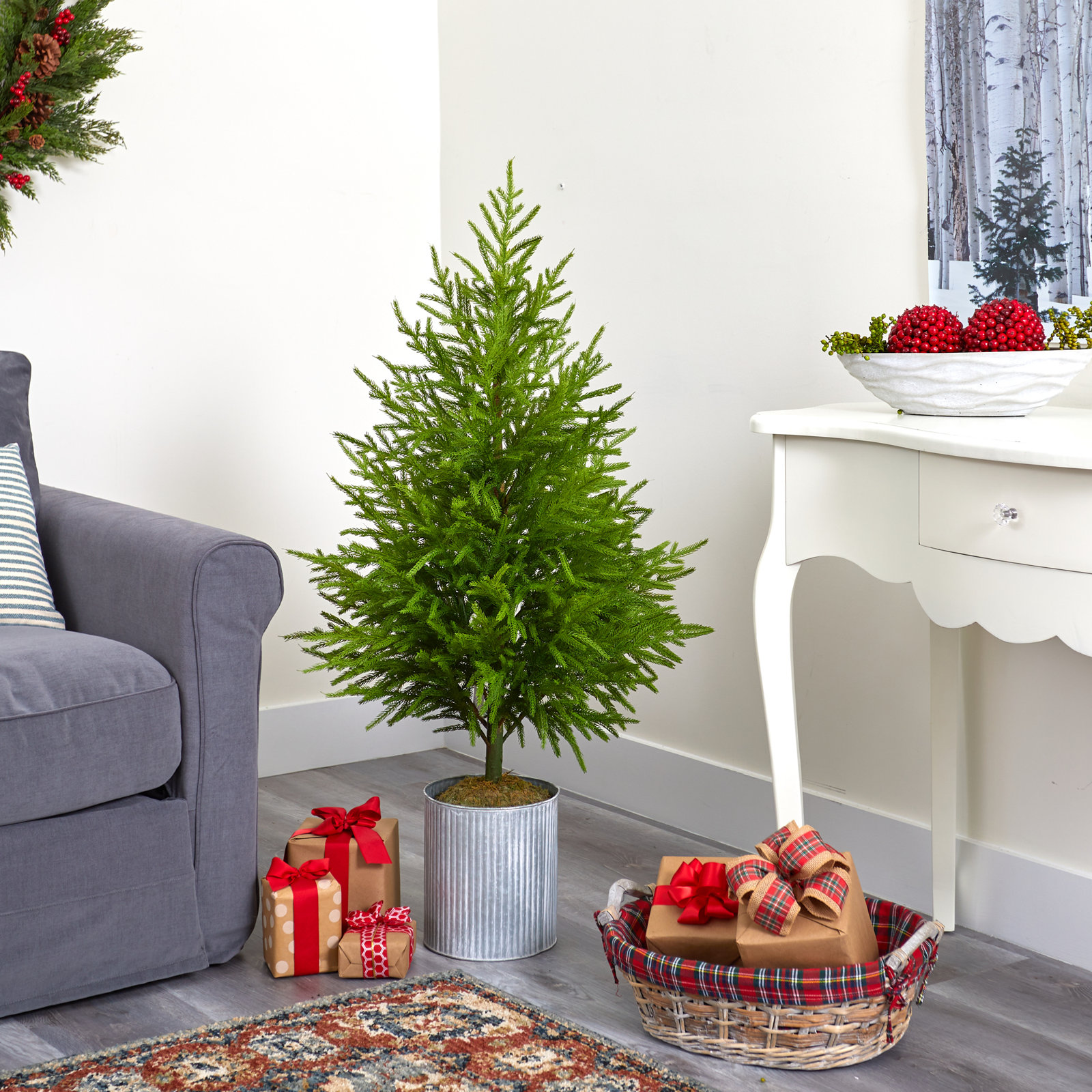 Artificial Christmas Tree, 4' H