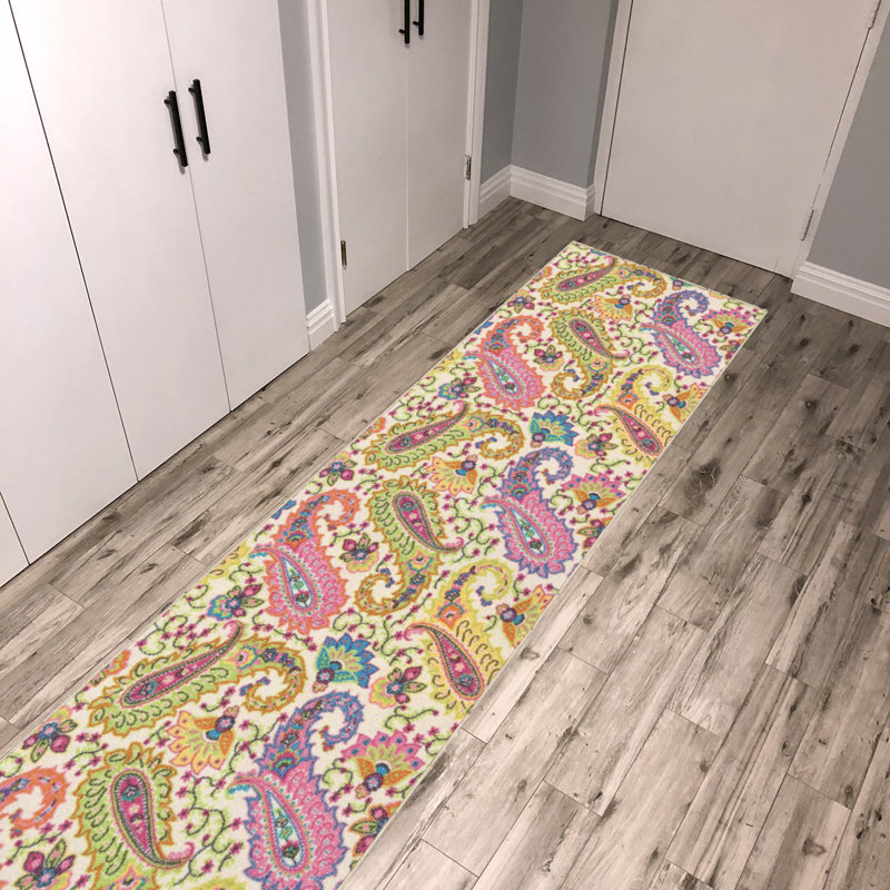 Torrington Paisley Indoor Rug, Runner 1'10" x 18'