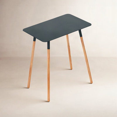 18" End Table