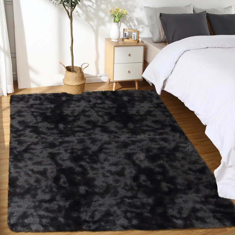 Sarvesh Faux Fur Abstract Indoor Rug, Rectangle 8' x 10'