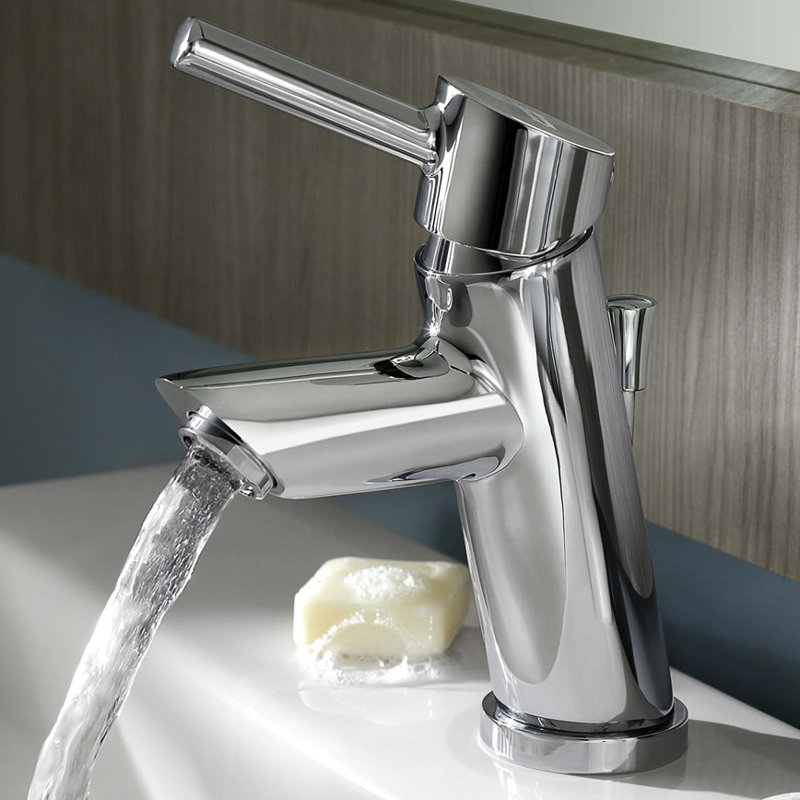Serin Single-Hole Bathroom Faucet with Drain Assembly