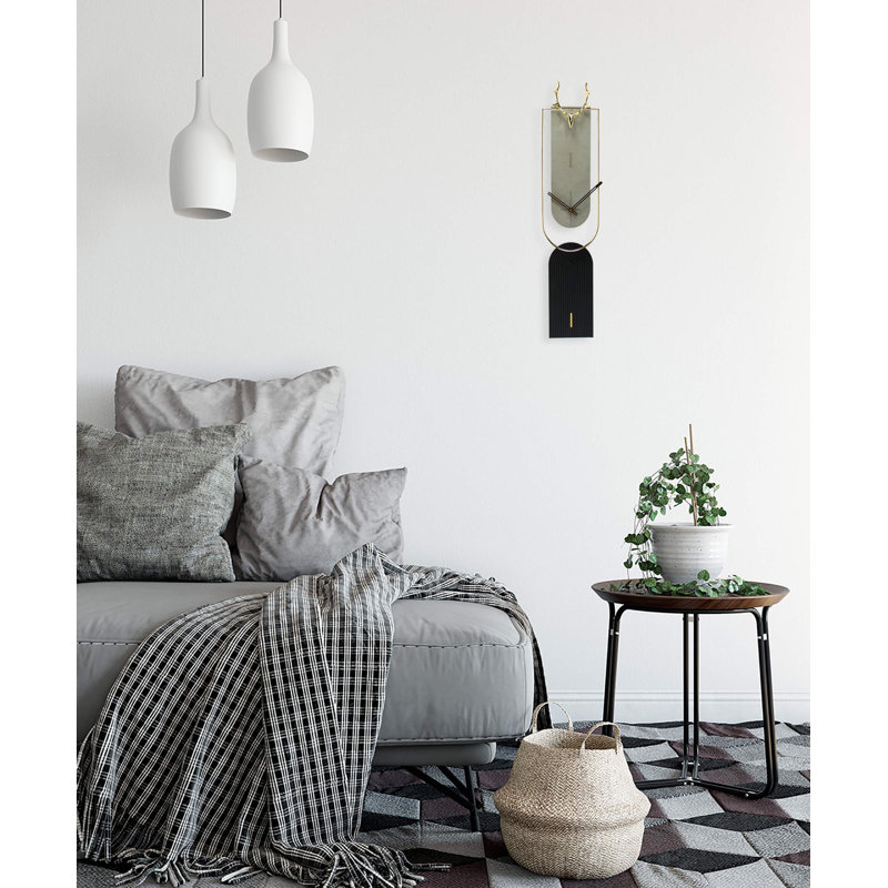 THE UPSIDE DOWN 18cm Silent Wall Clock