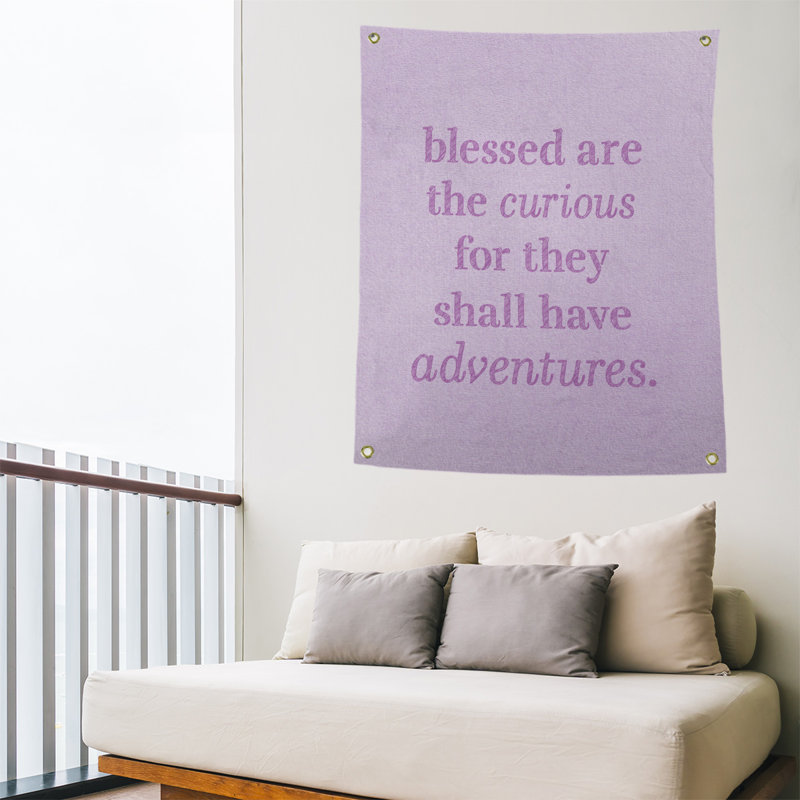 Tapisserie citation manuscrite en polyester, H 59 pi x l 50 po, Violet