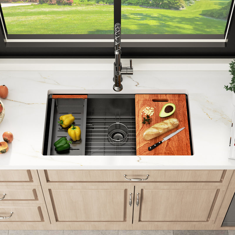 Évier de cuisine à cuve simple encastrable en acier inoxydable de calibre 16 avec rebord de flux de travail encastrable L 33 po x l 19 po