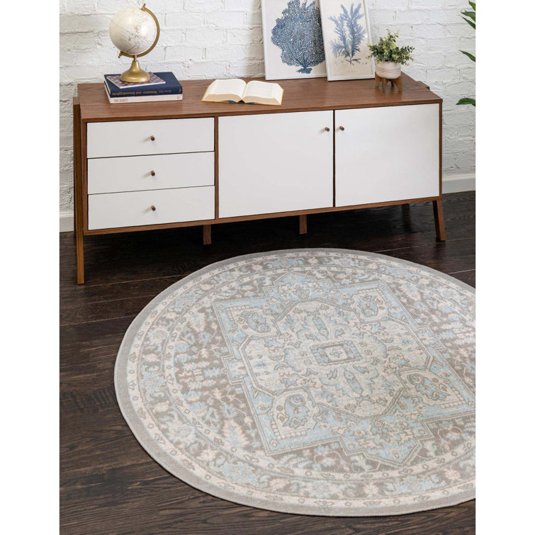 Shaundrelle Oriental Indoor Rug