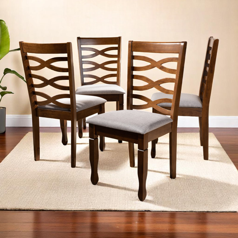 Chaise rembourrée et en bois Stockdale