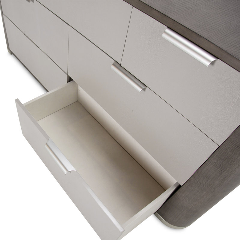 Roxbury Park 7 - Drawer Dresser