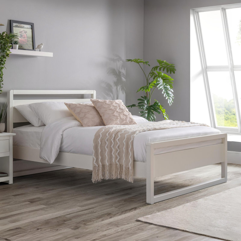 Hillegierd Bed, Double (4'6), Surf White