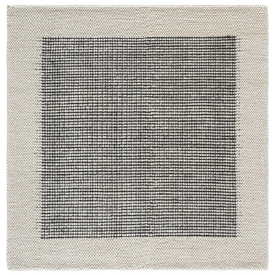 Natura 433 Hand Woven Performance Geometric Rug