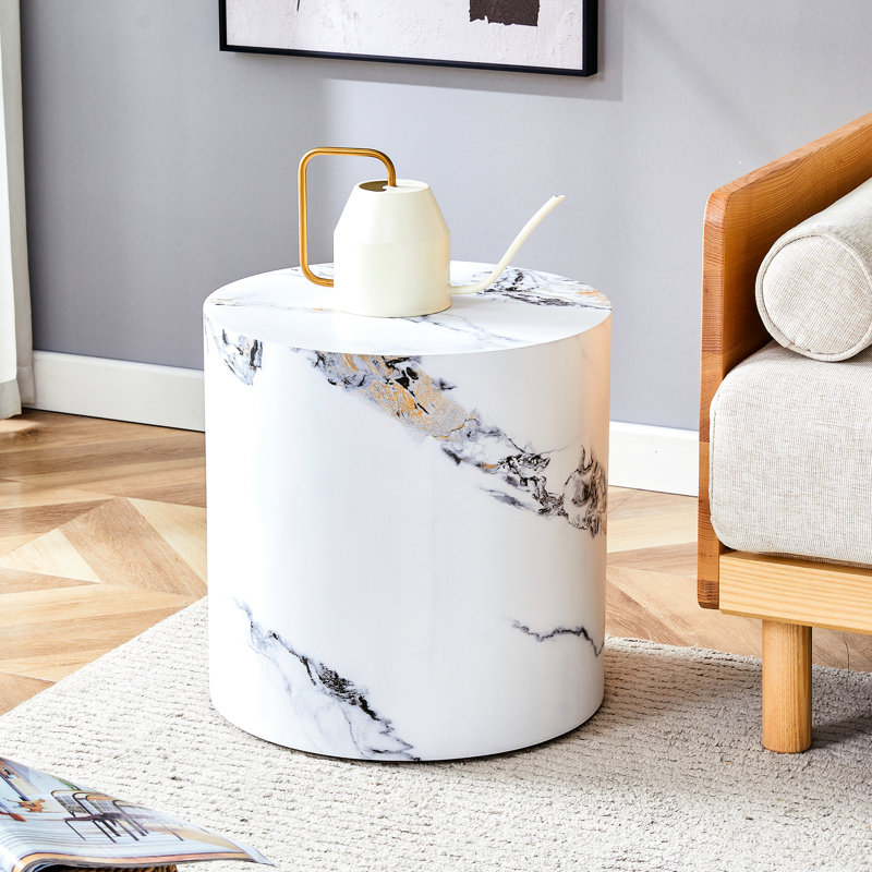 Table cylindrique blanche à usages variés. 15,86 po X po, 15,81 lb. Peut être utilisé comme table basse, salle à manger, bureau ou travail. Embellit l'intérieur avec un motif attrayant. Largeur, profondeur et hauteur