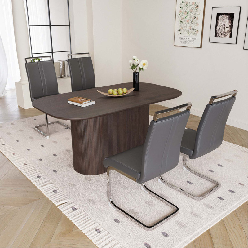 Ensemble de table de salle à manger en bois aggloméré de 63 po de style moderne médiéval et de chaise en polyuréthane sans accoudoirs. Ensemble de chaises de bureau et de pieds en métal, convenant à la maison et à la cuisine