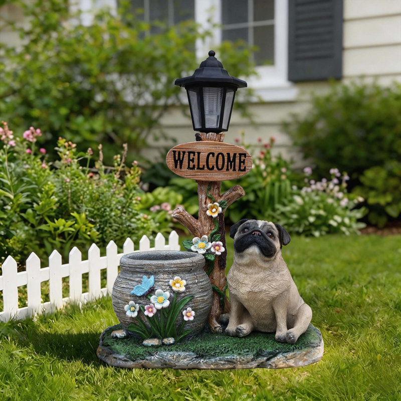 Statue de planteur de chien carlin assis