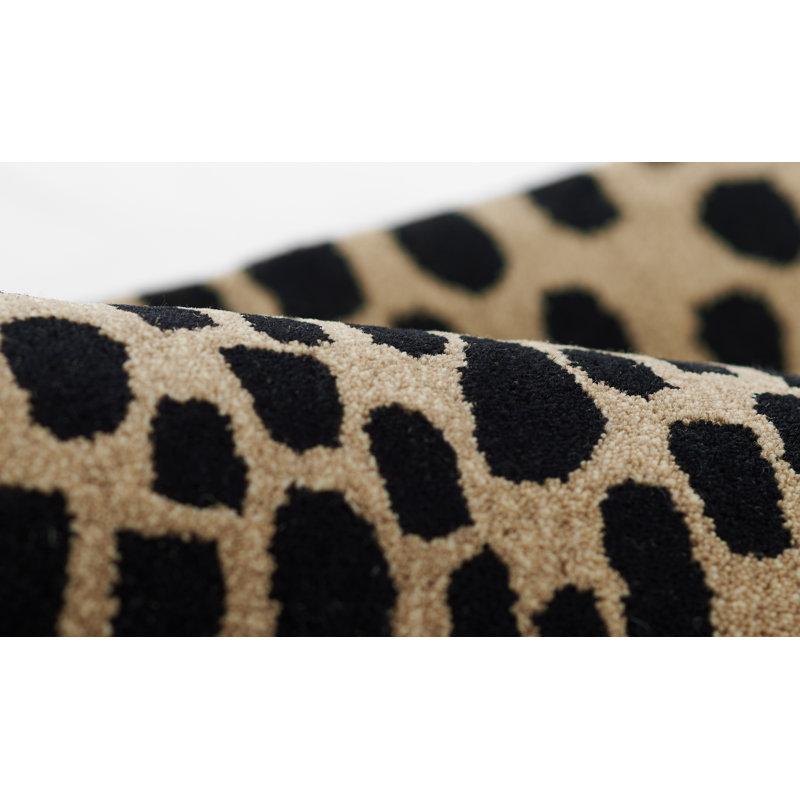 Hand-Tufted Black and Beige Wool Rectangular Rug 7'9" x 9'9"