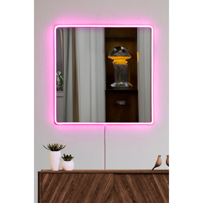 Miroir moderne à DEL de 19,7 po x 19,7 po | Acrylique incassable avec panneau de fibres à densité moyenne | Rayures néon rose | Éclairage néon 12 V, adaptateur 12 V CC 2 A inclus | Parfait pour les salles de bain élégantes et les espaces de coiffeuse