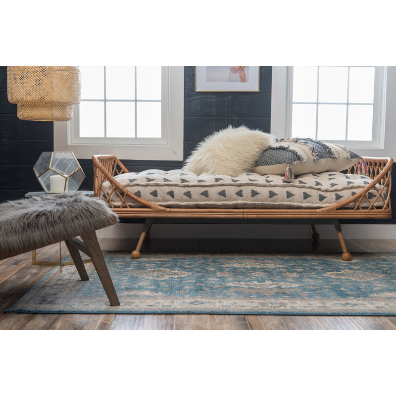 Tapis bleu Patino, Rectangle 4 pi 1 po x 6 pi 1 po