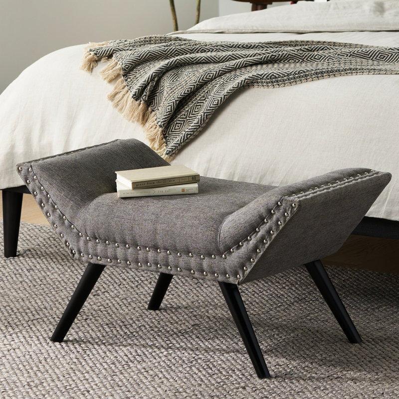 Repose-pieds moderne en tissu gris avec pieds en bouleau et banc