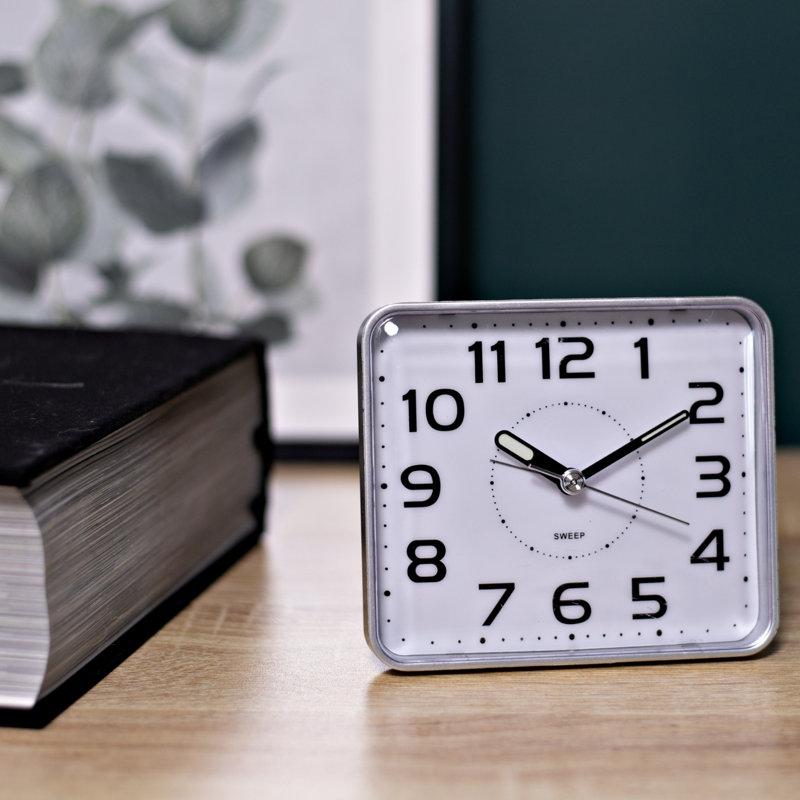 Analog Battery-Operated Alarm Tabletop Clock in Silver/Black