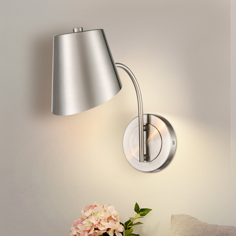 Hiltonia Armed Sconce, Brushed Nickel